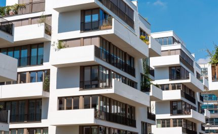 modern-blocks-of-flats-in-berlin-P47BSJL